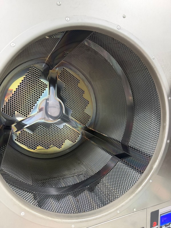 北角自助洗衣店出讓